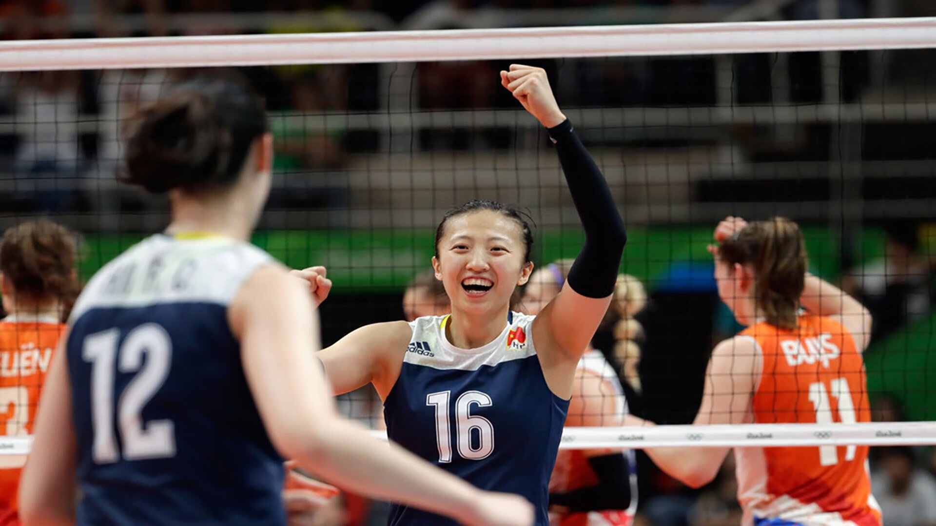 爱游戏娱乐-重磅！山东泰山复出首秀备战NBA常规赛波士顿凯尔特人窗口期防线松动，窗口期迈阿密热火调整名单以备CBA季后赛